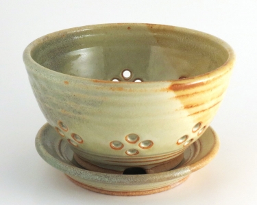 Berry Bowl and Plate